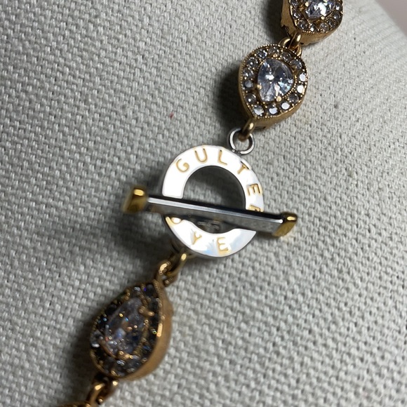 Gulten Dye swavorski gold tone necklace - Picture 3 of 3